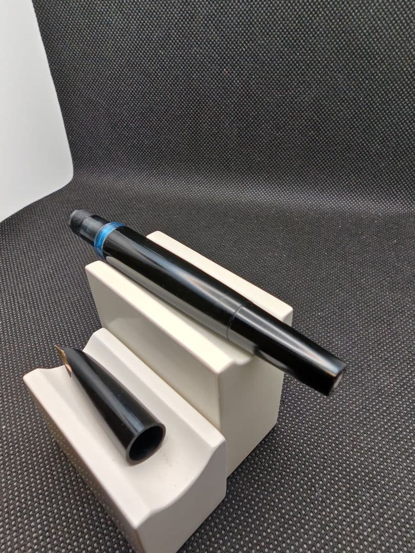 モンブラン　MONTBLANC 　万年筆　NO32 ペン先14K　難あり