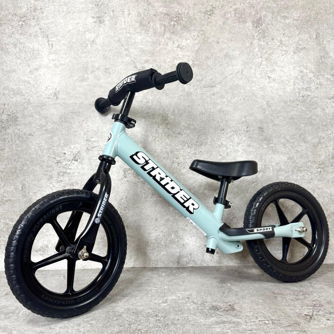 【極美品】ストライダー12 スポーツ 2023年限定色 アイスブルー