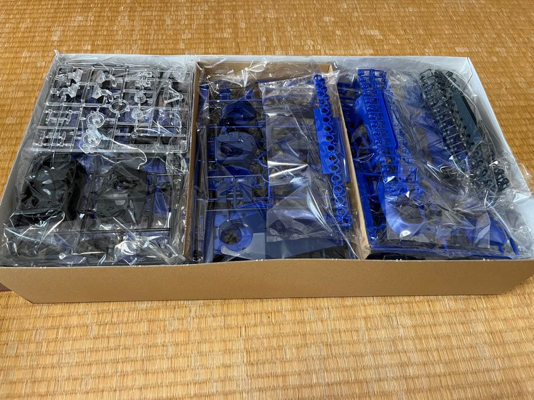 HY2M　MS-07B グフ1/60スケール 未使用