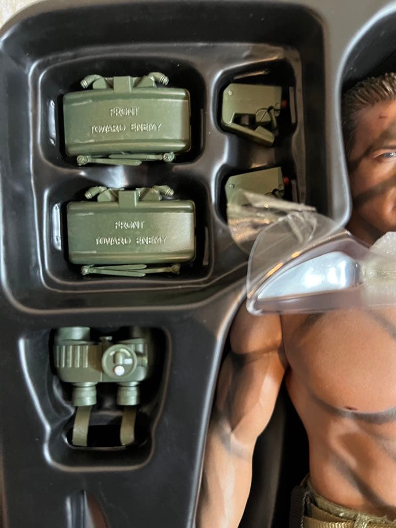 ホットトイズ　ムービーマスターピース　コマンドー1/6 ジョンメイトリックス