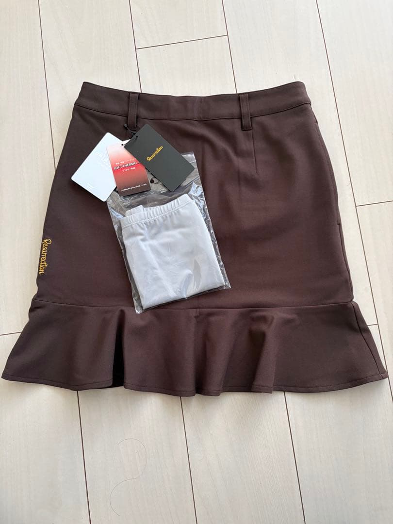 【Sサイズ】レザレクション ソフトサーモペプラムスカート (インナーパンツ付)