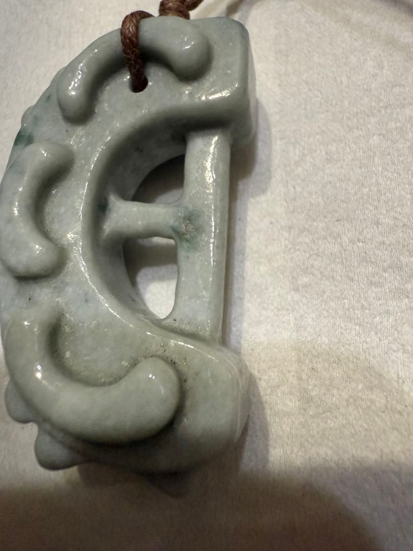 糸魚川翡翠‼️獣形勾玉‼️ 購入時10万円以上‼️これ以上の値引きはいたしません‼️