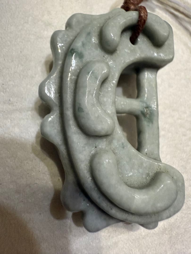 糸魚川翡翠‼️獣形勾玉‼️ 購入時10万円以上‼️これ以上の値引きはいたしません‼️