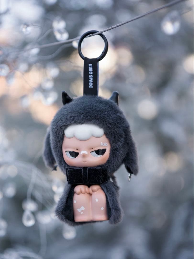 POPMART KUBO Shadow ぬいぐるみペンダント