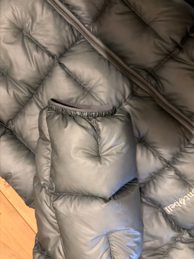 プラズマ1000アルパインダウンパーカー　Ｌ　モンベルmontbell