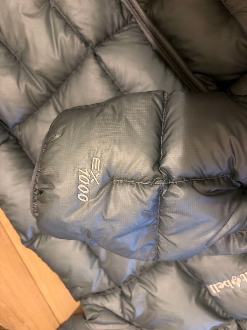 プラズマ1000アルパインダウンパーカー　Ｌ　モンベルmontbell