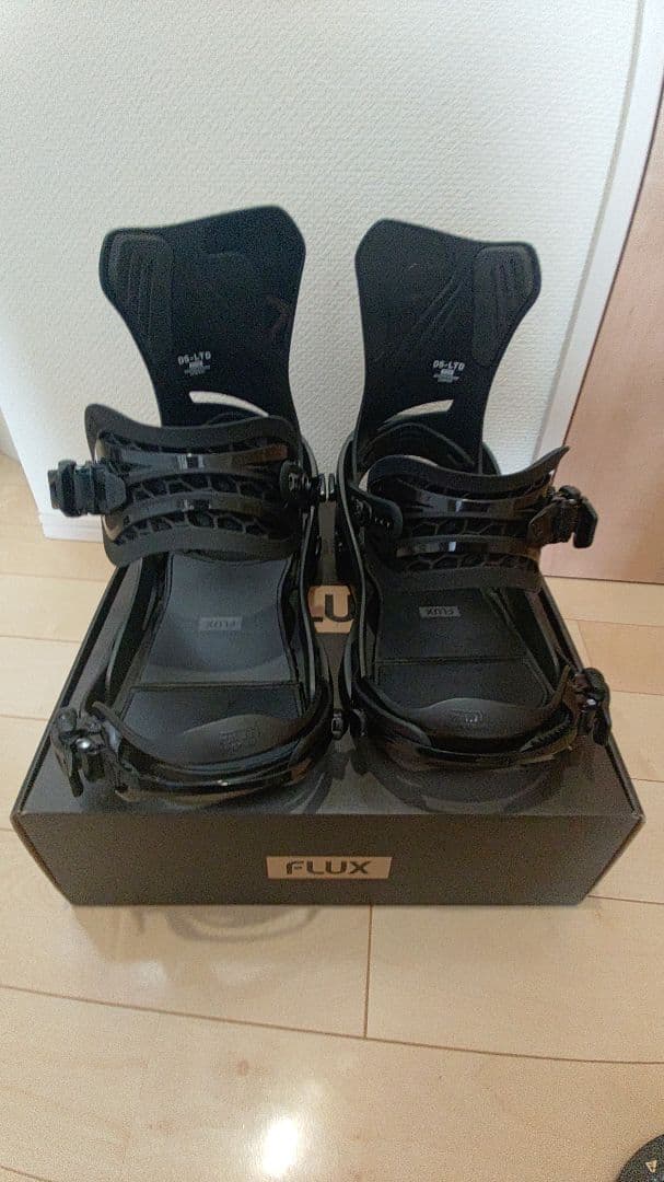 FLUX　DS-LTD M カーボン　チタンビス