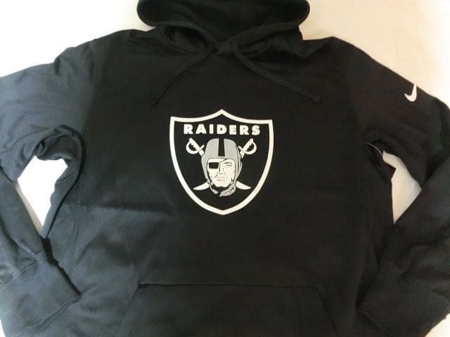 USA購入ナイキTHERMA-FIT オークランド レイダーズ　パーカーUS L