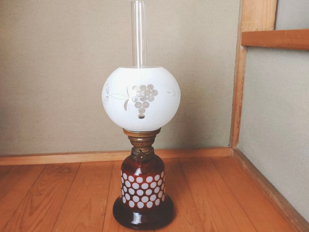 【武】明治～大正時代 赤色ガラス オイルランプ　切子　乳白