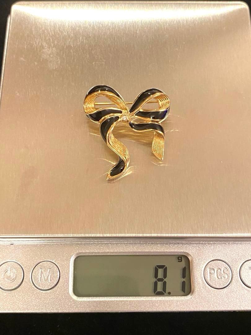 ✨正規品✨ Christian Dior ブローチ　ゴールド　ブラック　リボン型