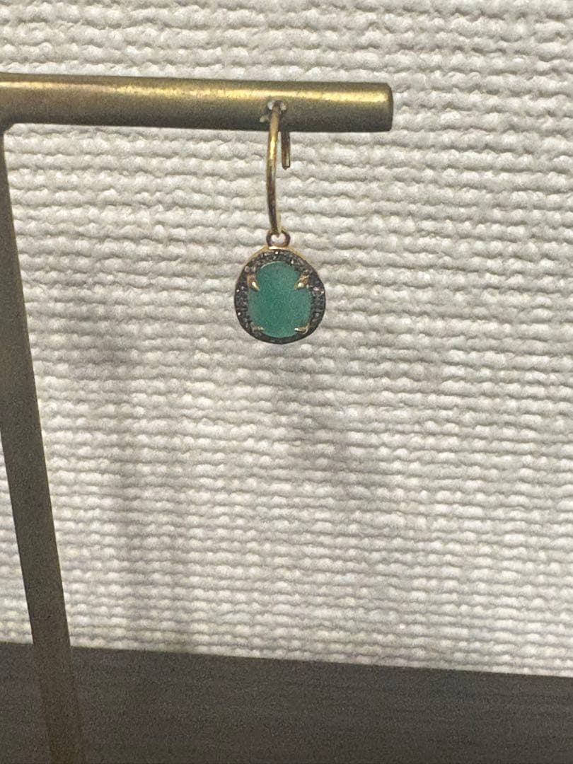 ARTIDA OUD エメラルド パヴェダイヤモンド ドロップ シングル ピアス