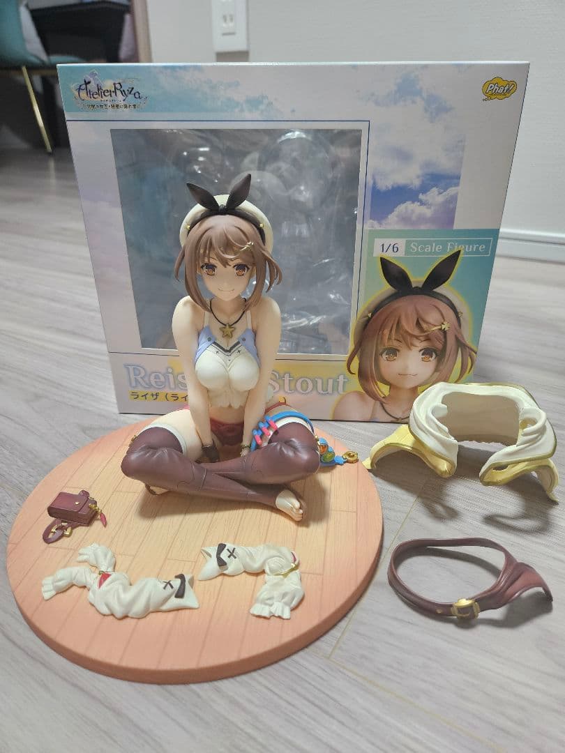 ライザ(ライザリン•シュタウト)　1/6スケールフィギュア