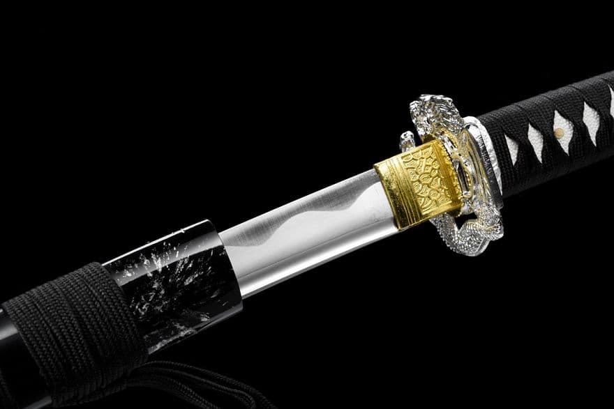 武具　刀装具　日本刀　模造刀   居合刀 銀竜武士刀（炭素鋼）