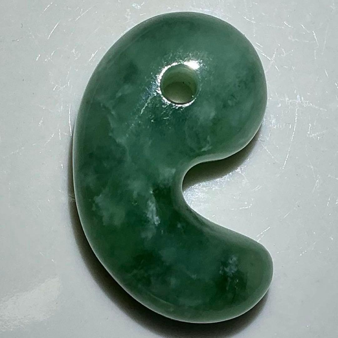 糸魚川翡翠　金山谷　勾玉　1点のみ‼︎