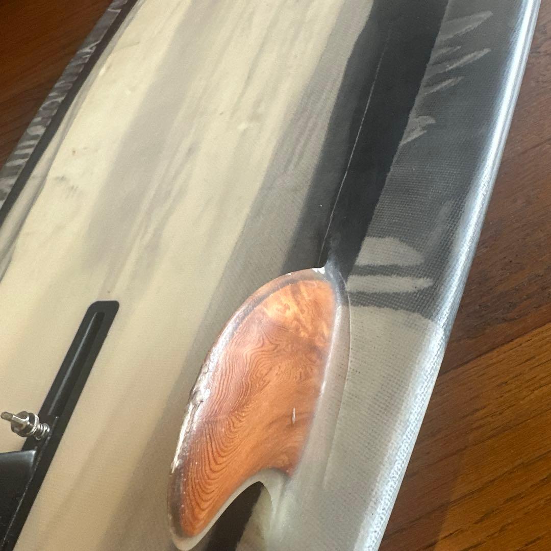 ハンドシェイプ　シングルスタビー　5’10 センターフィン付