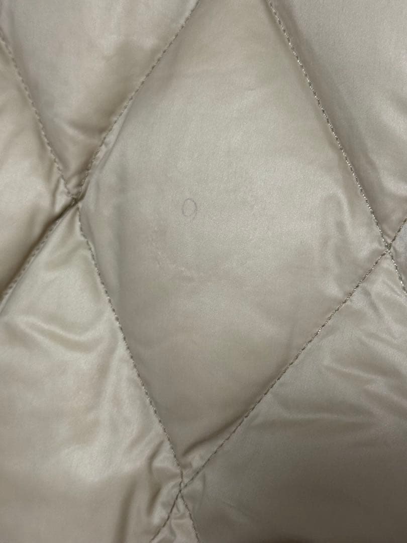 MONCLER ベージュ ダウンジャケット キルティングサイズ3