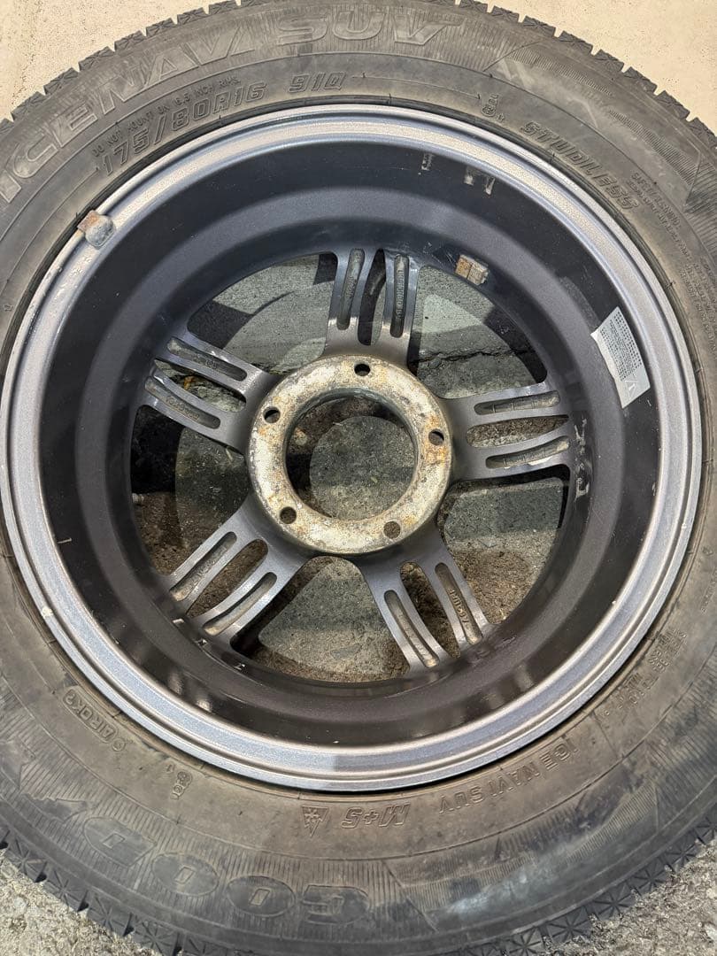 セ*ノ様 175/80R16 スタッドレスタイヤ　ホイールセット　ジムニー