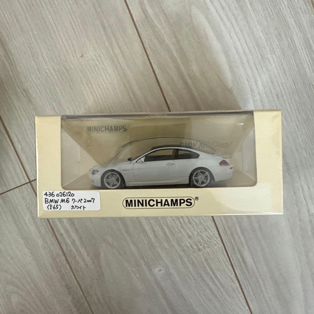  M6 クーペ2007 ホワイト