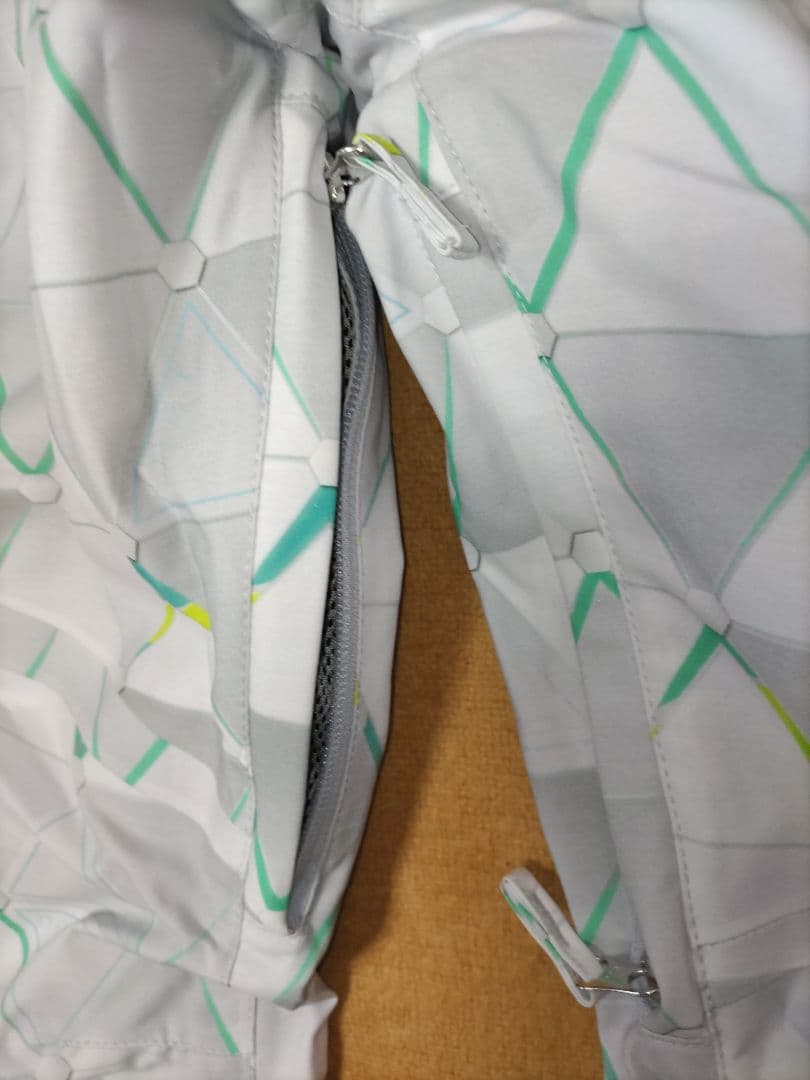 c 新品タグ付き保管品 Phenix フェニックス レディース パンツ