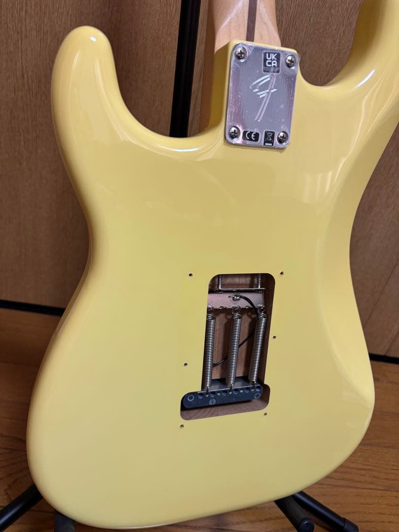 フェンダーplayerストラトキャスターメキシコ(バタークリーム) 新品同様！