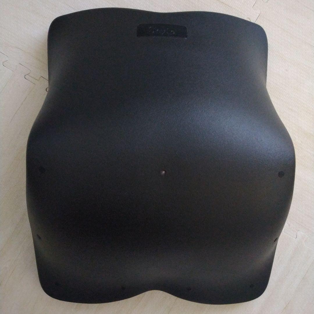 Style　PREMIUM ブラック座椅子 人間工学デザイン MTG