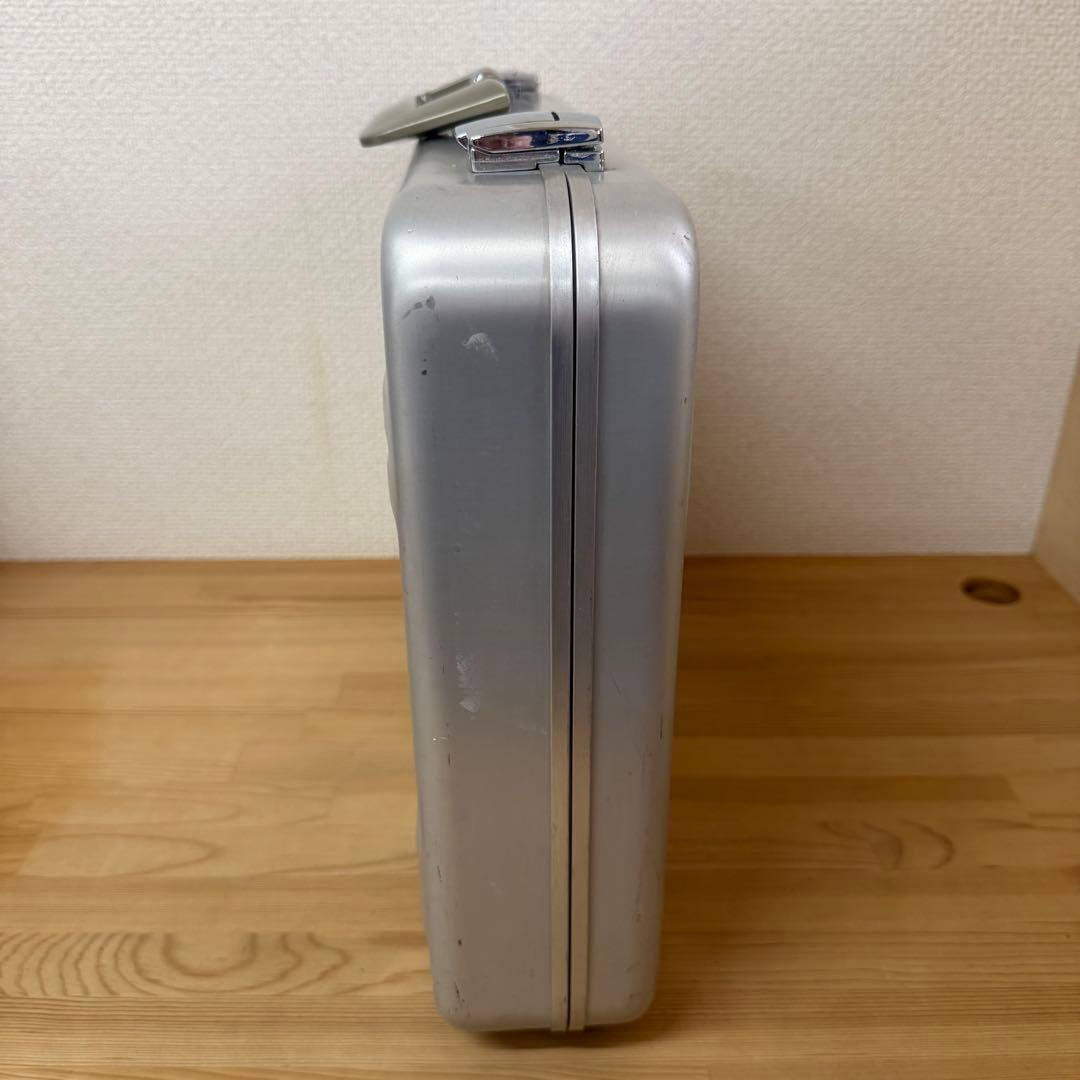 ゼロハリバートン アタッシュケース アルミ