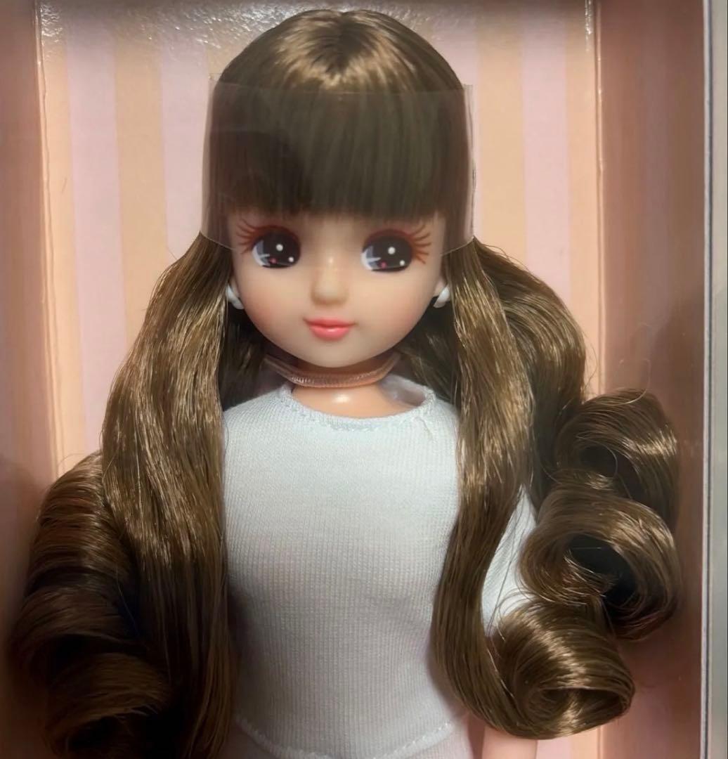 新品未開封★リカちゃん　&フレンズクラブ25 リカちゃんキャッスル