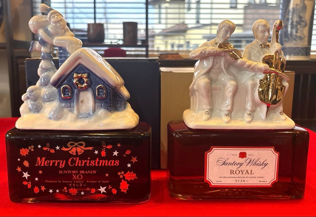 ウィースキ　飾りお酒　古酒　700ml SUNTORY XO