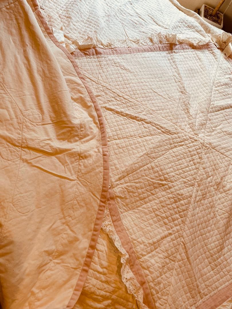 ❤️お値下げ★さえら★アンリコ★お花モチーフとリボン飾り付★キルティングマット特大