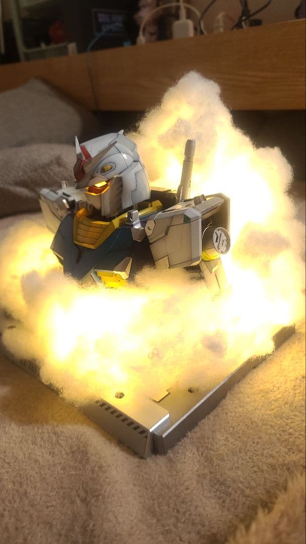 ガンプラ　横浜実物大ガンダム胸像モデル　全塗装