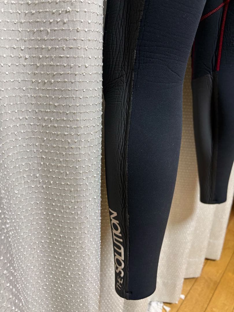 BILABONG(ビラボン) 5×3mm セミドライ メンズMサイズ