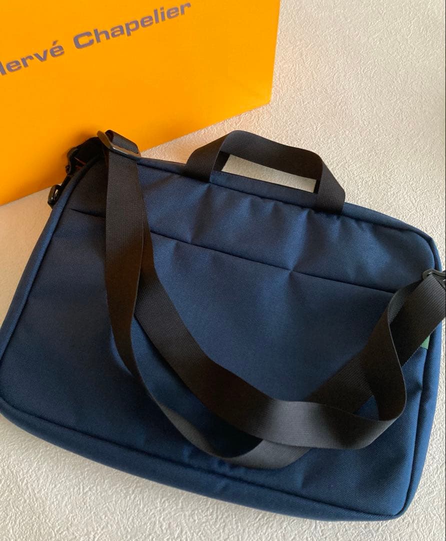 極美品　エルベシャプリエ　947 コーデュラ A4ブリーフ