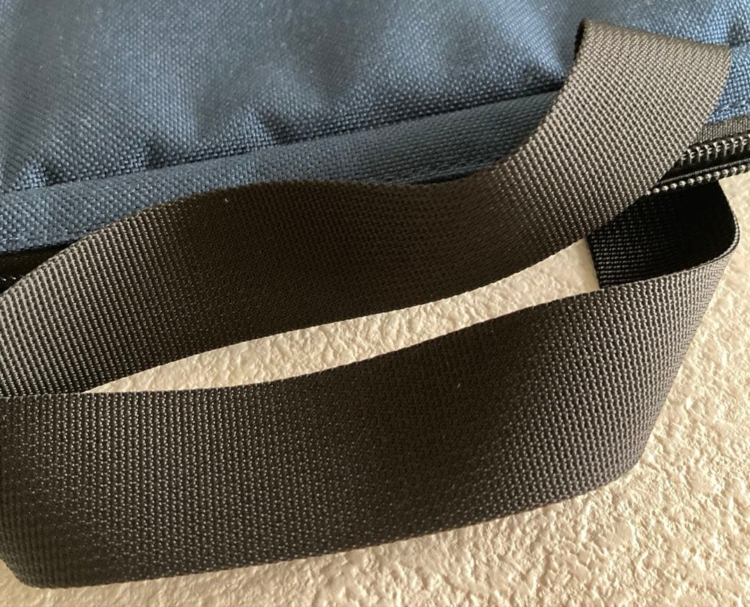 極美品　エルベシャプリエ　947 コーデュラ A4ブリーフ