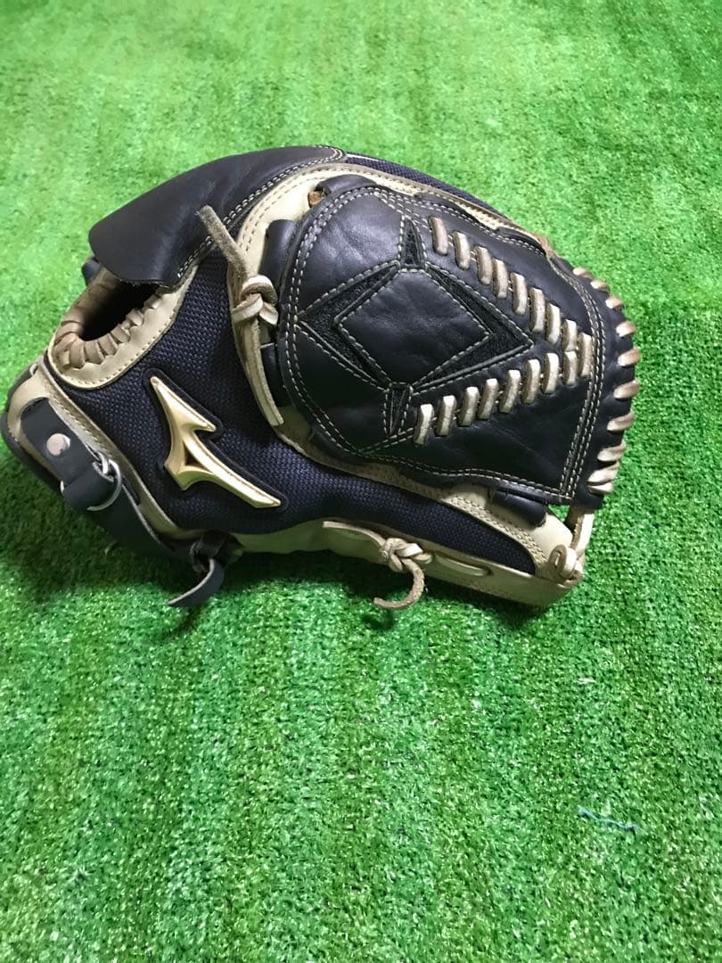 ミズノ　投手用　即戦力！