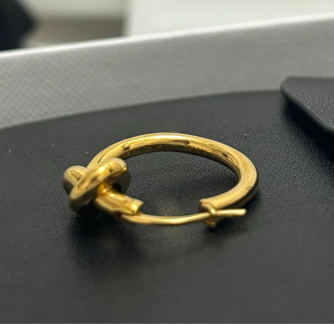 CELINE セリーヌ ノット スモール フープ ピアス 片耳 ゴールド 金