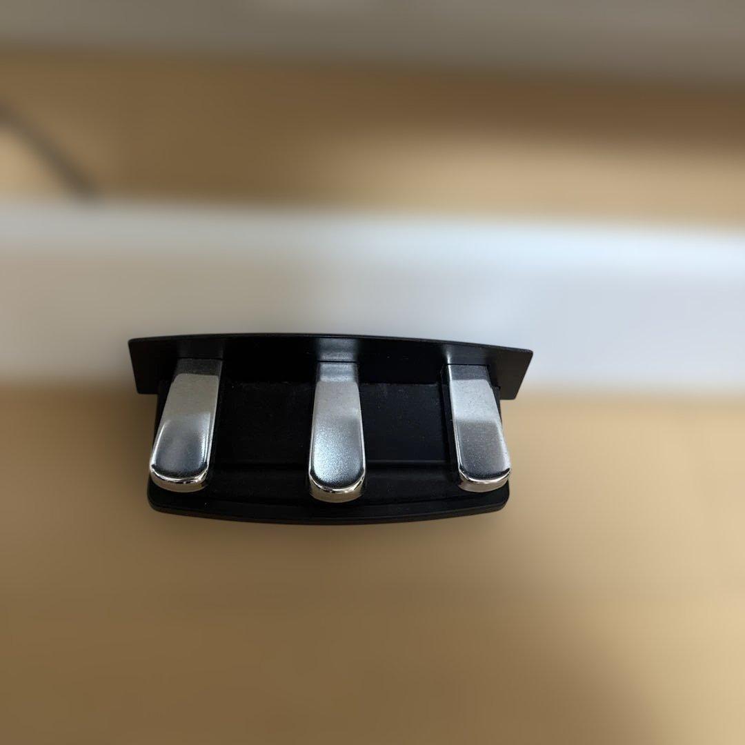 【送料込み】KORG C1 Air 白　ホワイト　電子ピアノ