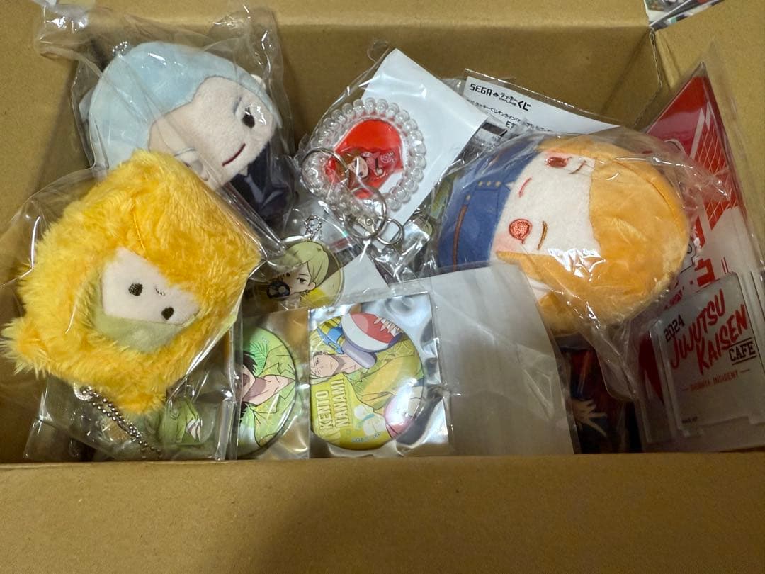 呪術廻戦グッズ　五条悟　ほか　160点以上まとめ売り