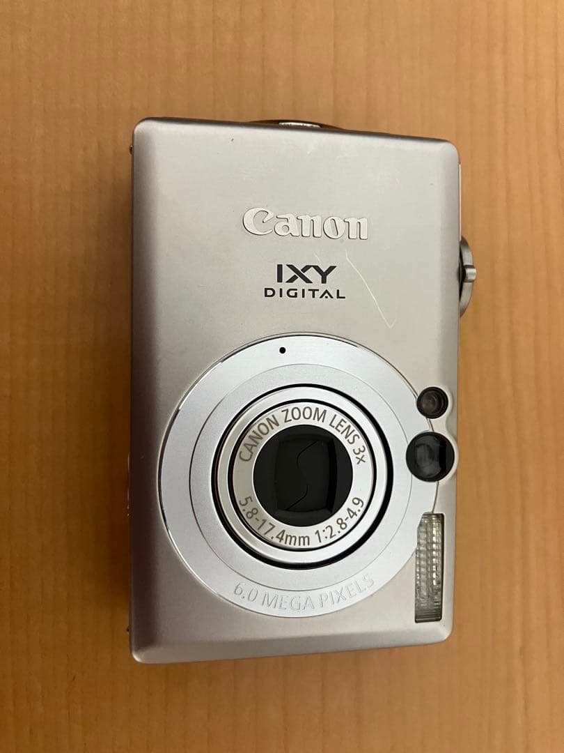 Canon IXY DIGITAL 70 6.0メガピクセル