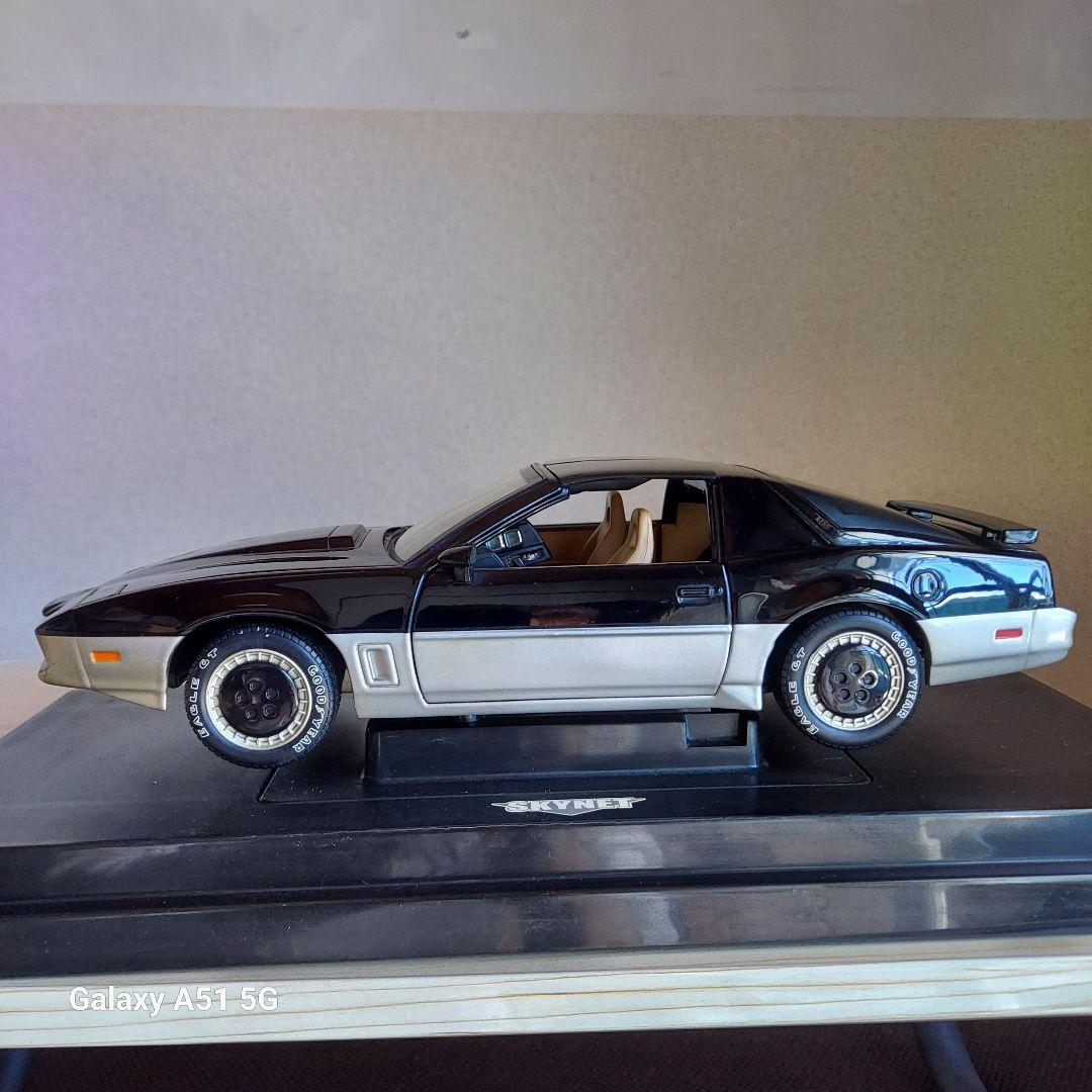 1/18 　ナイトライダー2000 カール スカイネット　★おまけ付きセット★