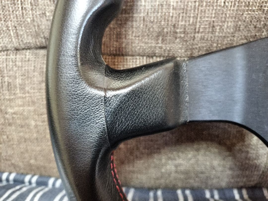 MOMO CORSE ステアリング