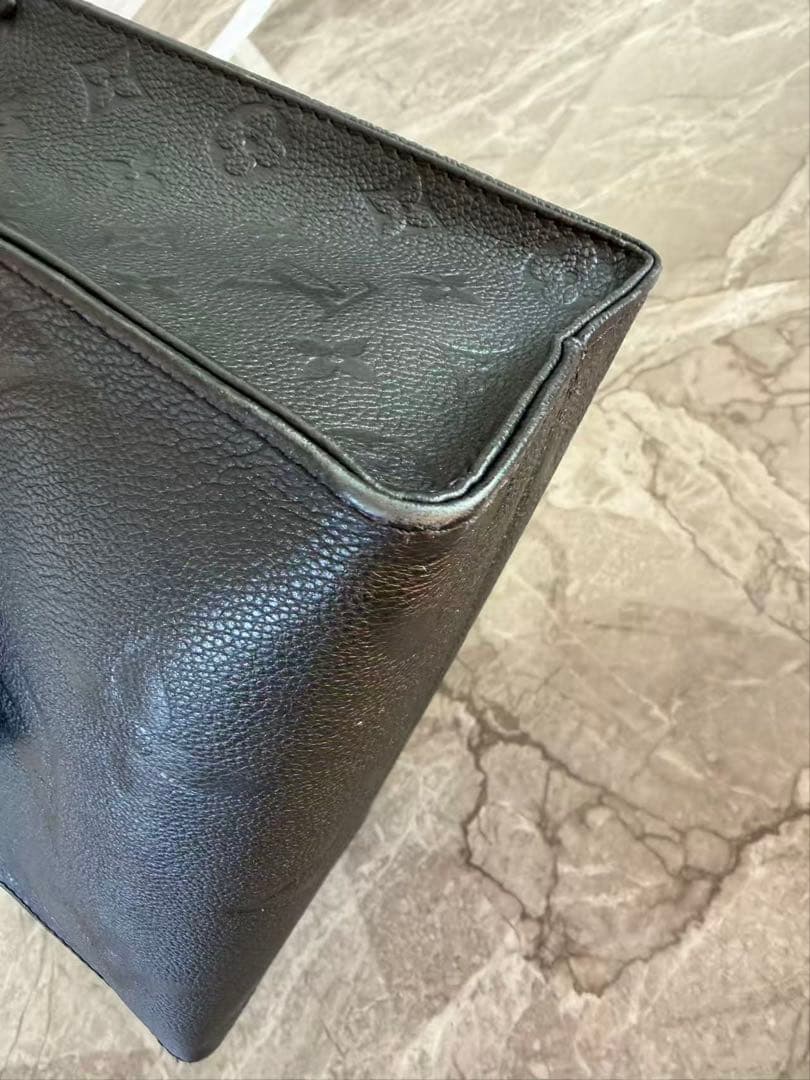 LOUIS VUITTONオンザゴーPM ブラック M45653バック