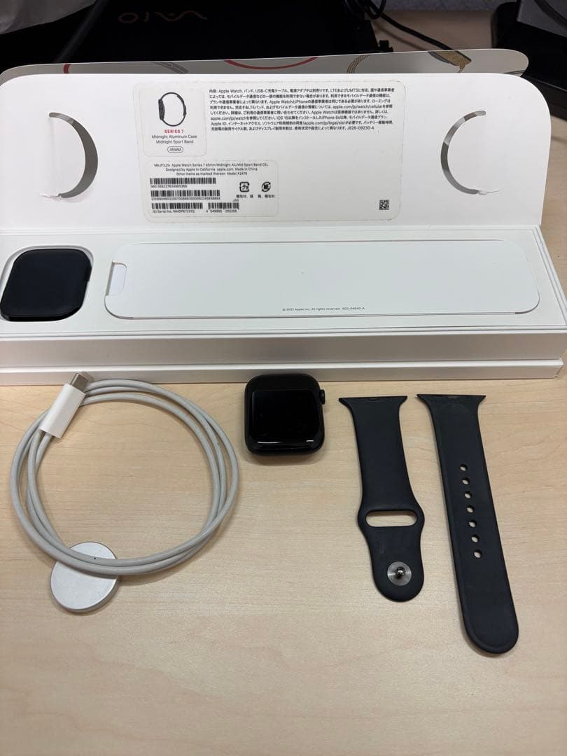 美品　Apple Watch 7 Cellular ミッドナイト 45mm