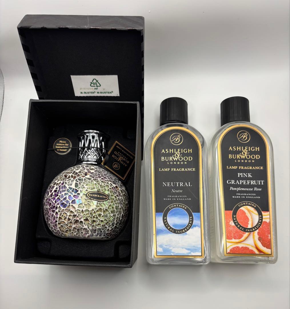 【新品未使用】アシュレイ＆バーウッドフレグランスランプ＋フレグランスオイルセット