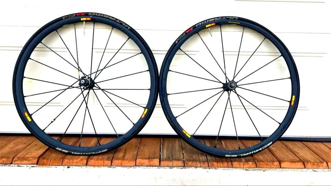 Mavic R-SYS SLR クリンチャー カーボンスポーク カンパニョーロ