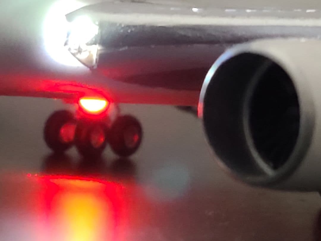 JAL 767-300ER LEDモデル完成品