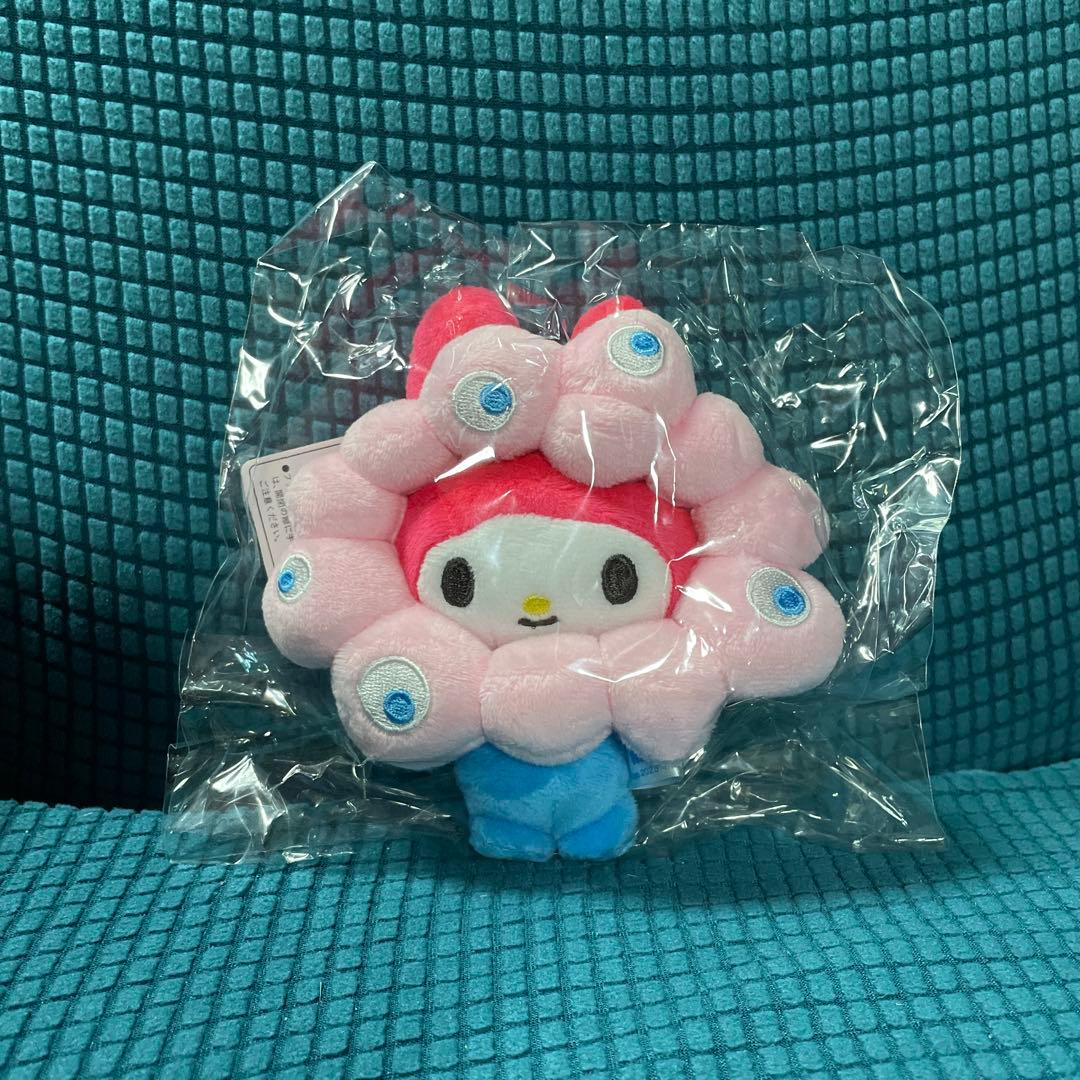新品未開封 万博会場内購入 ミャクミャク マイメロ カラビナ付き マスコット