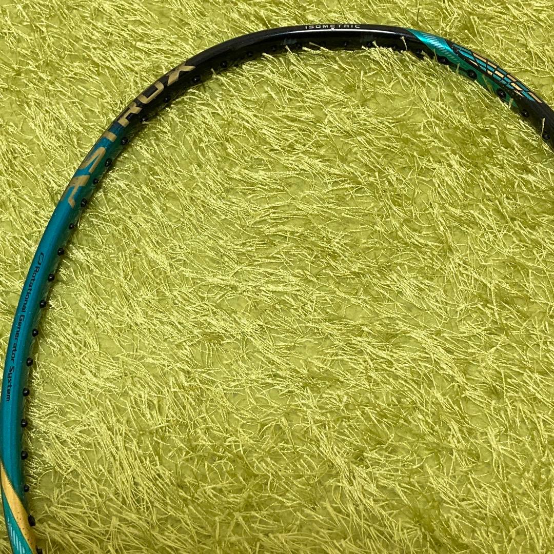 【良品】YONEX アストロクス88s pro 4U G6