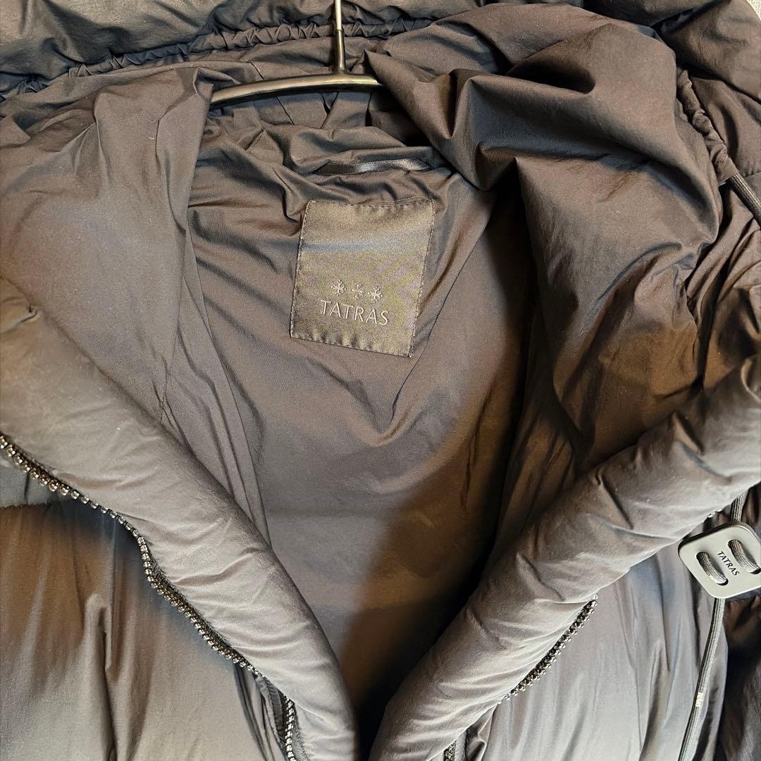 TATRAS ブラック ダウンジャケット フード付き ゴフィ