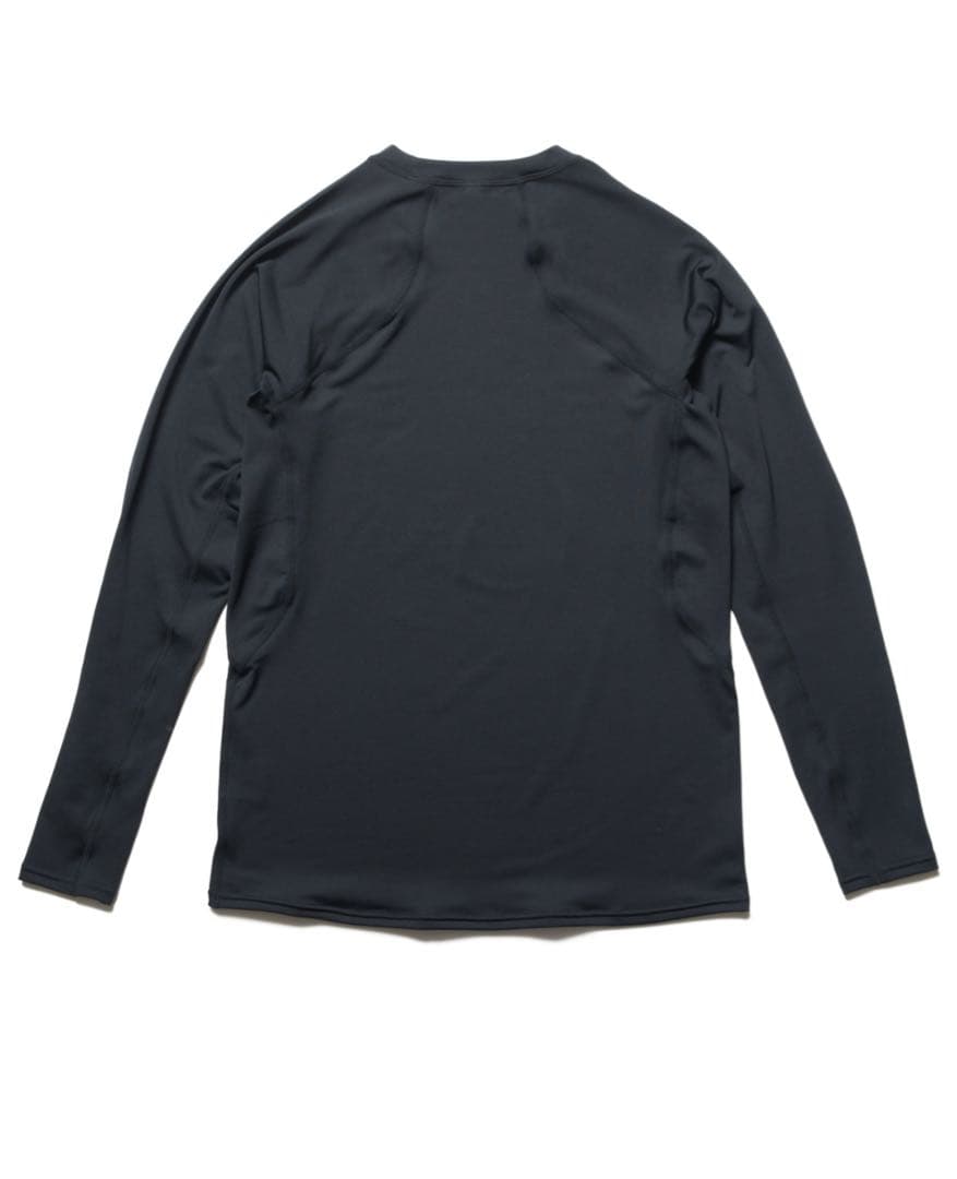 猫背代表取締役CEO  UNDERLAYER CREWNECK TOP