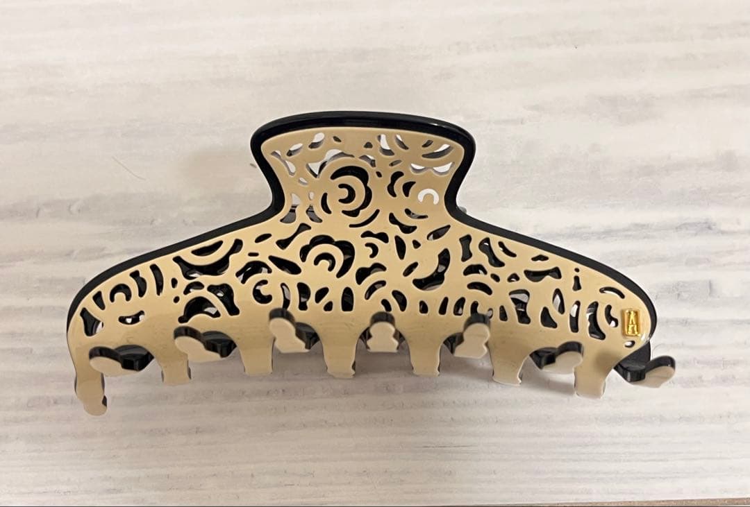 ALEXANDRE DE PARIS ヘアクリップ ベージュ/ブラック